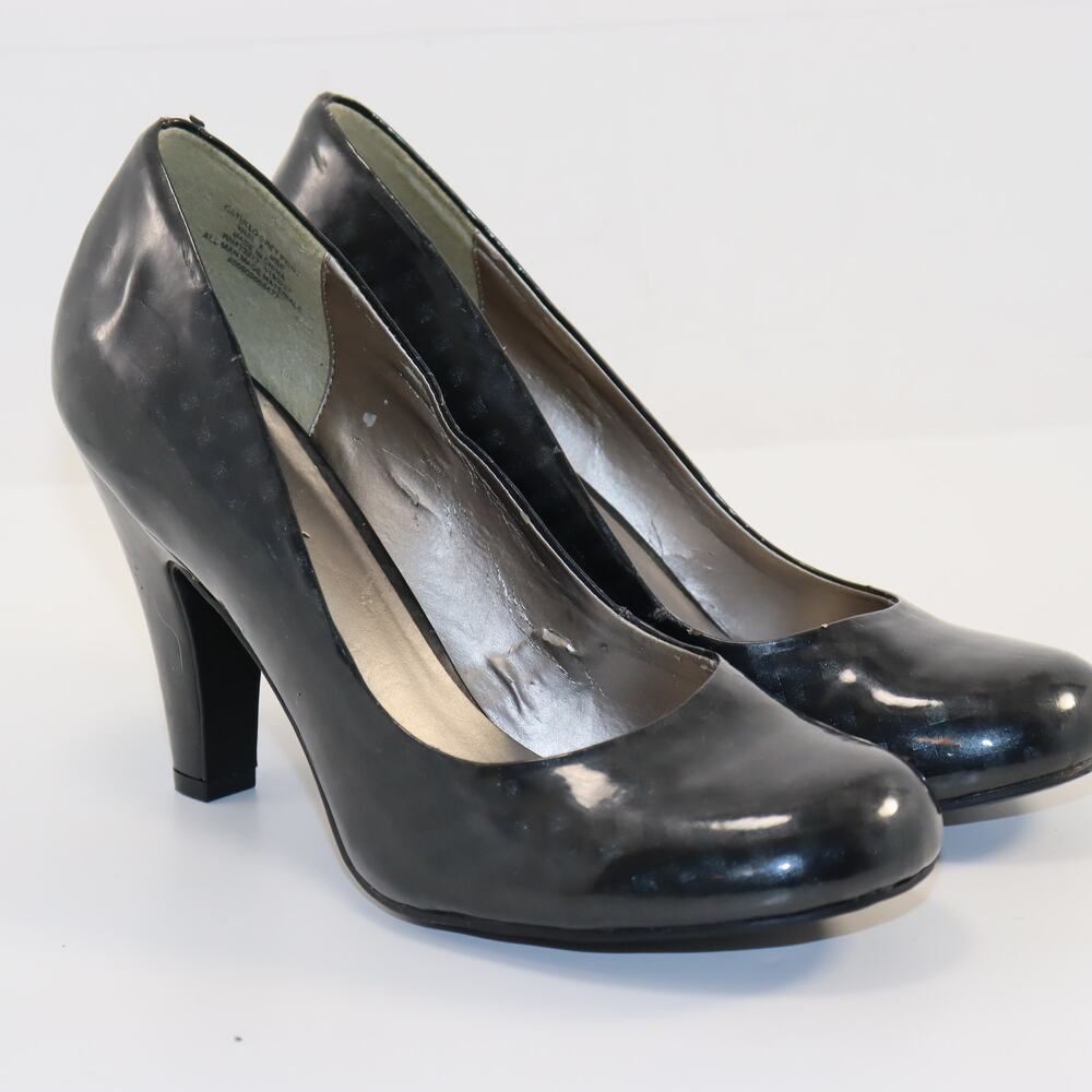 Candie’s Black Round-Toe High Heels Size 8 – Glossy Check‎ Pattern